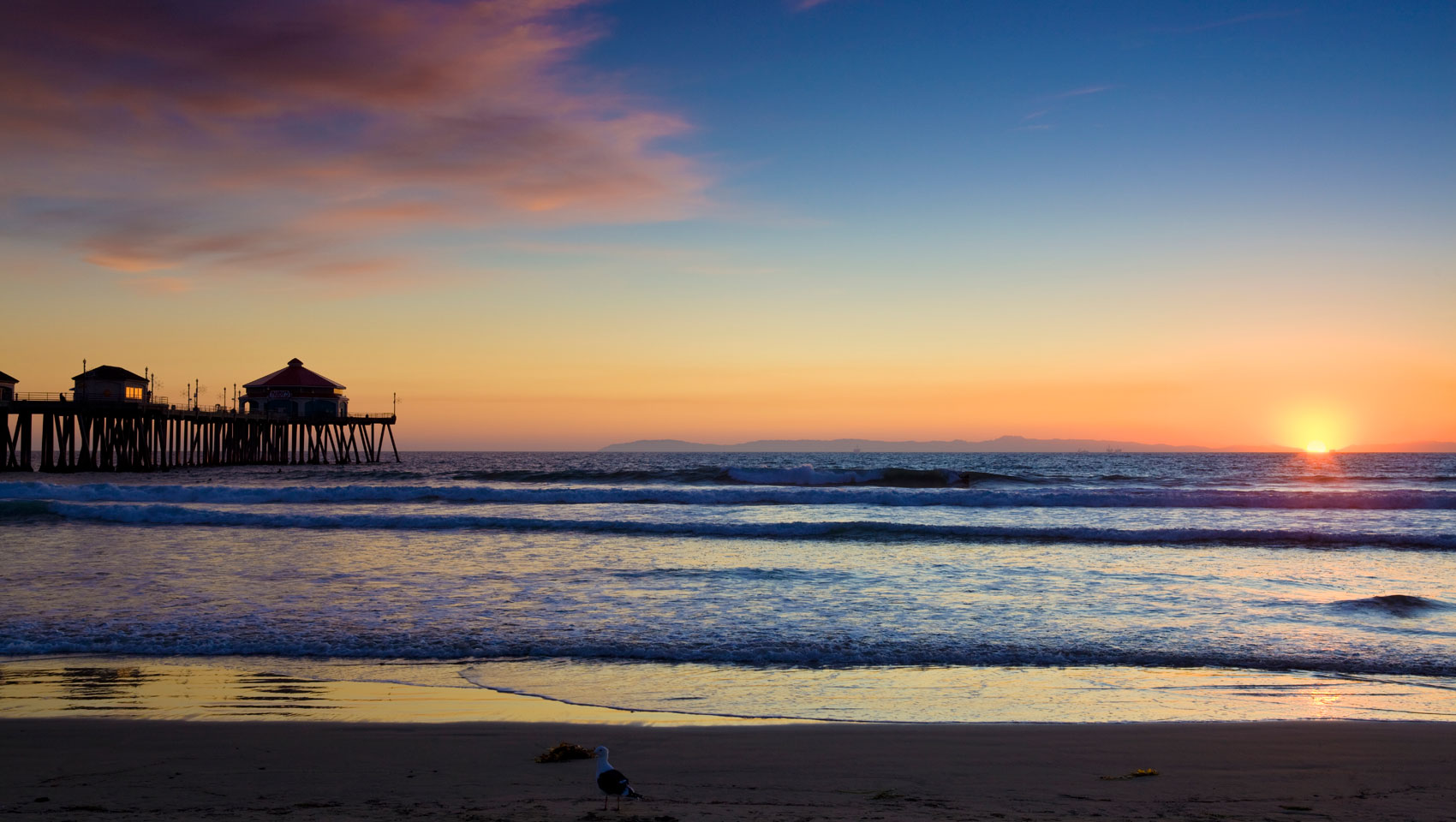 huntington beach pier at sunset