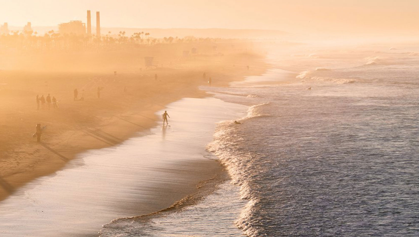 Kimpton Shorebreak Resort Oceanfront location in Huntington Beach