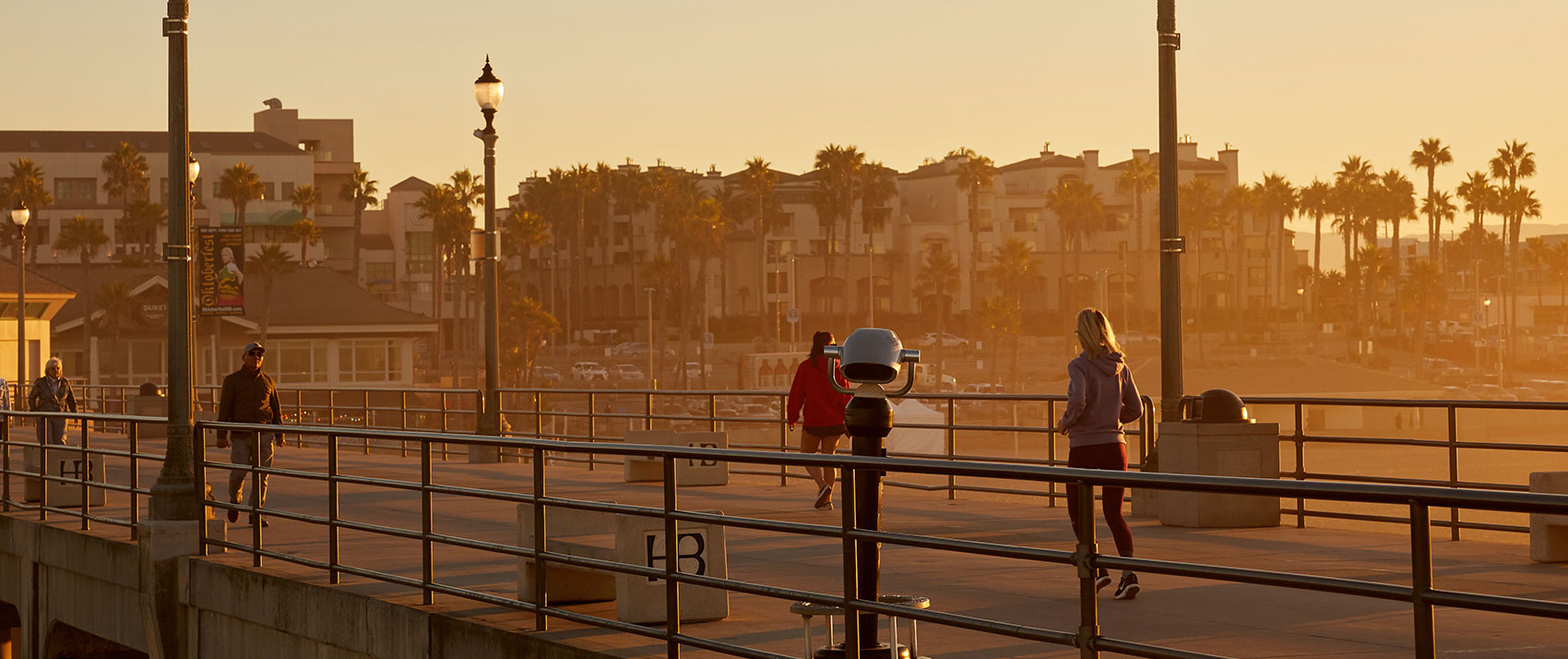 Kimpton Shorebreak Resort next to Huntington Beach Pier